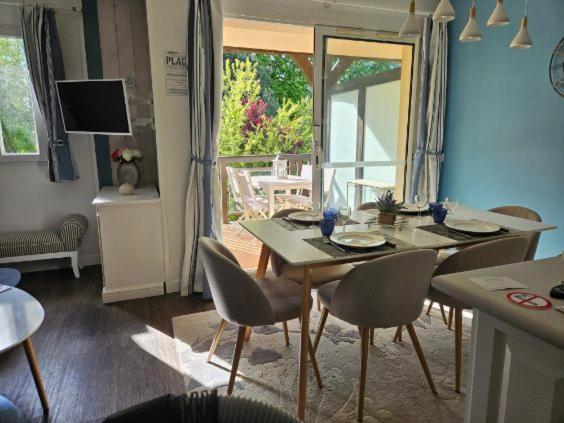 Apartment O Fil De L'eau Piscine Chauffee Deauville